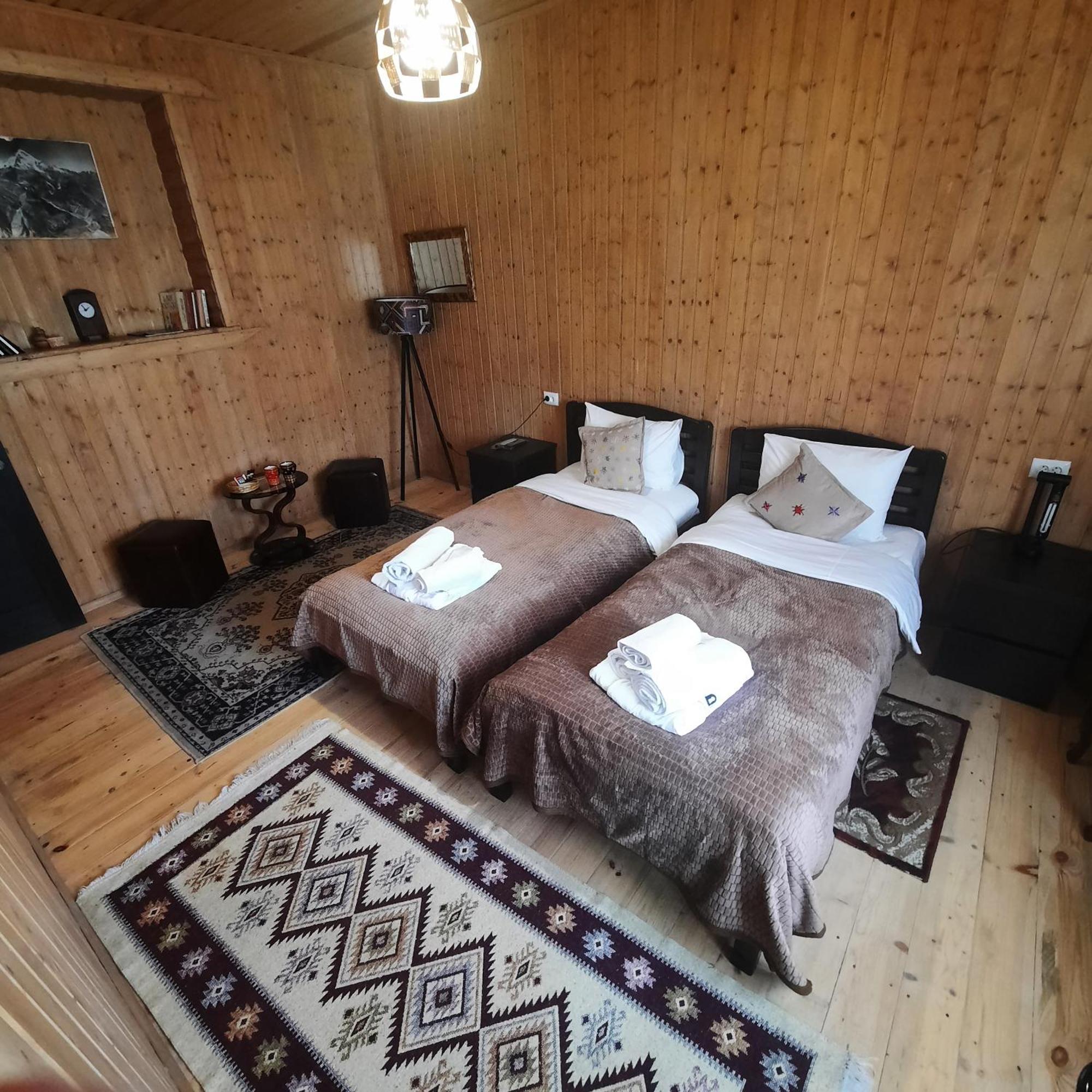 Hotel Bana à Kazbegi Extérieur photo