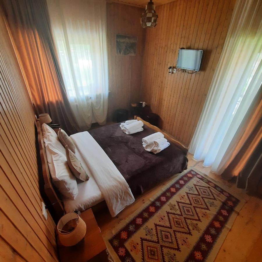 Hotel Bana à Kazbegi Extérieur photo