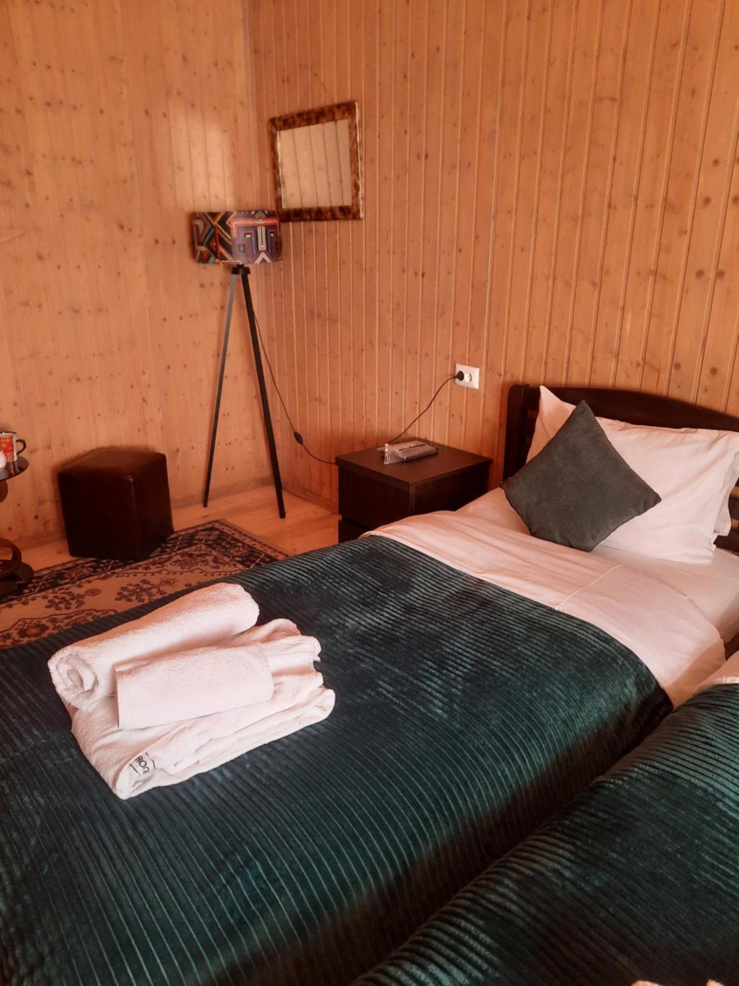 Hotel Bana à Kazbegi Extérieur photo