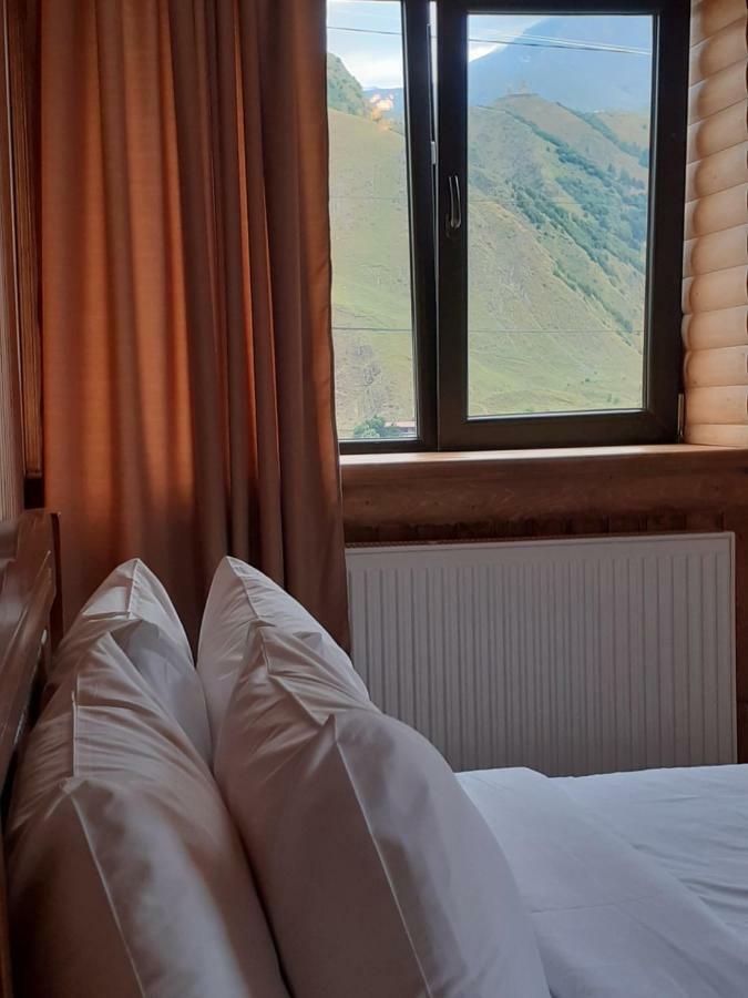 Hotel Bana à Kazbegi Extérieur photo